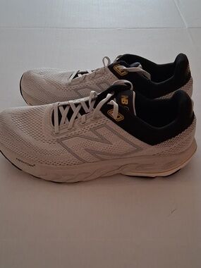 New Balance Fresh Foam X 860 v14